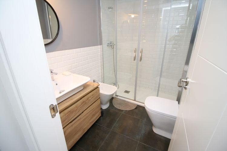 2 bedroom Flat for rent in Granada city with garage - € 950 (Ref: 9574804)