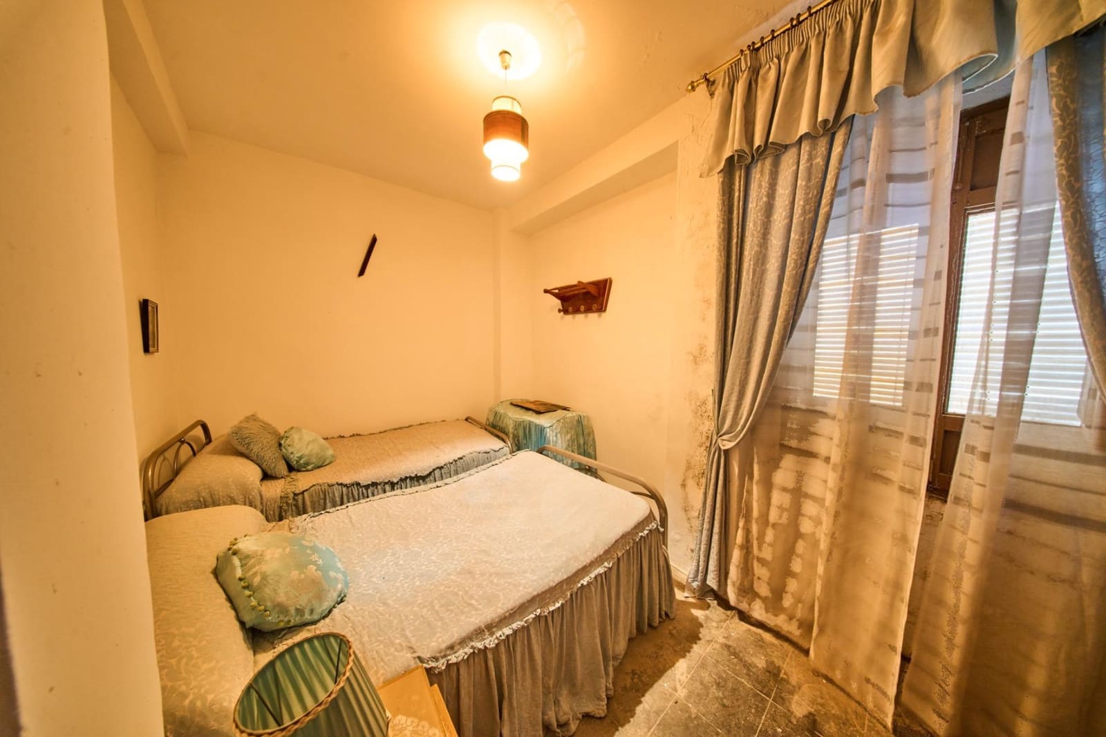 Chalet de 7 habitaciones en Orgiva en venta - 155.000 € (Ref: 9586729)