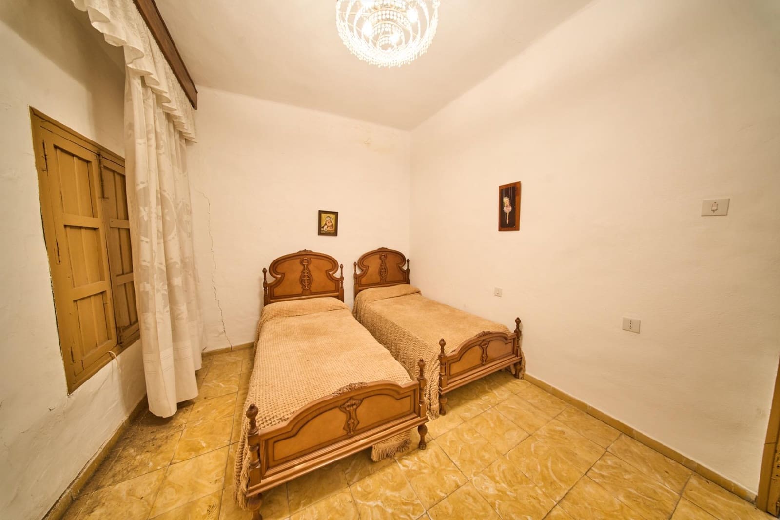 Chalet de 7 habitaciones en Orgiva en venta - 155.000 € (Ref: 9586729)