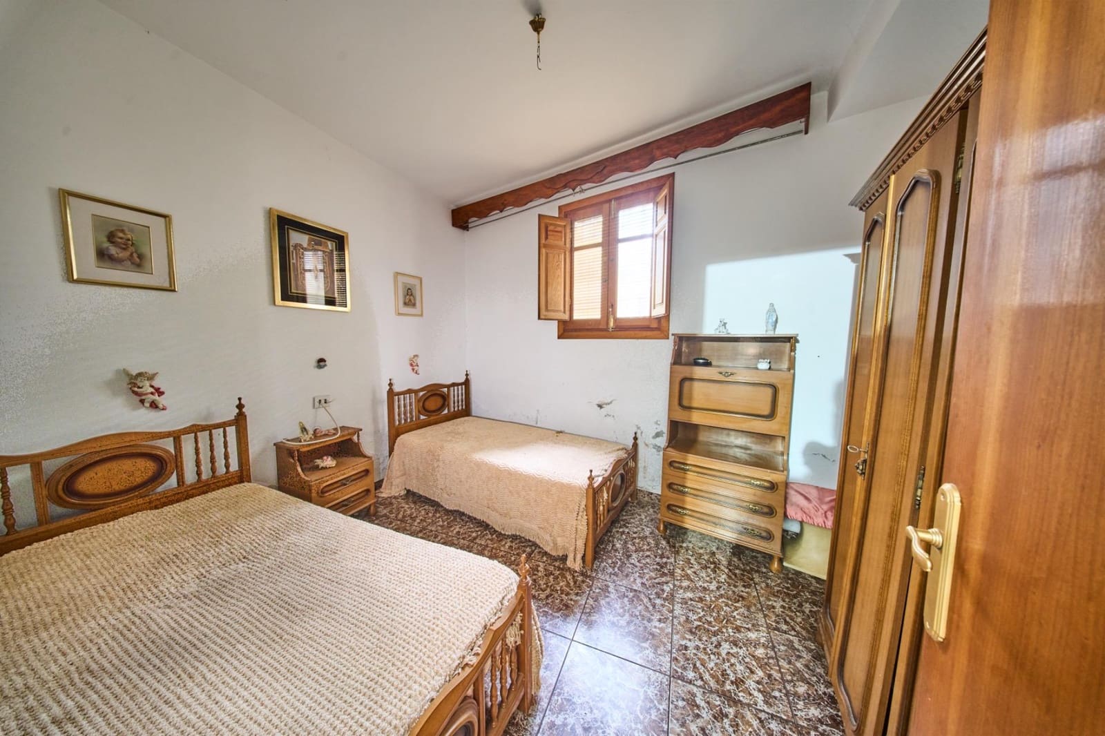 Chalet de 7 habitaciones en Orgiva en venta - 155.000 € (Ref: 9586729)