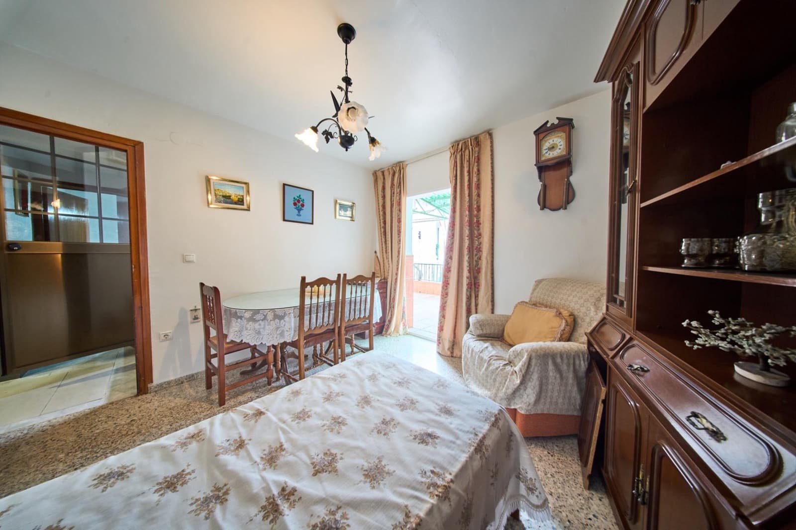 6 bedroom Townhouse for sale in Tozar - € 119,900 (Ref: 9586731)