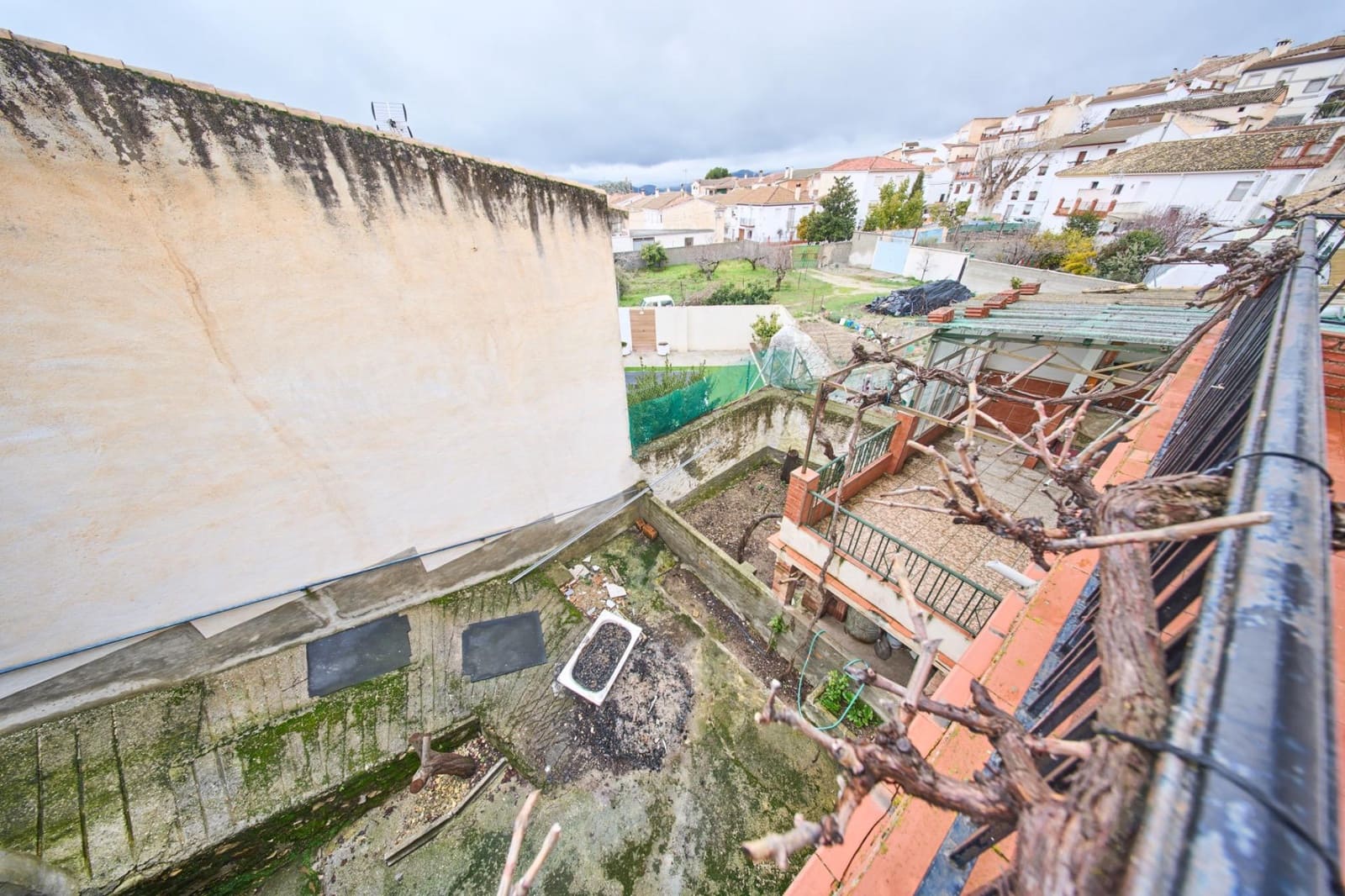 6 bedroom Townhouse for sale in Tozar - € 119,900 (Ref: 9586731)