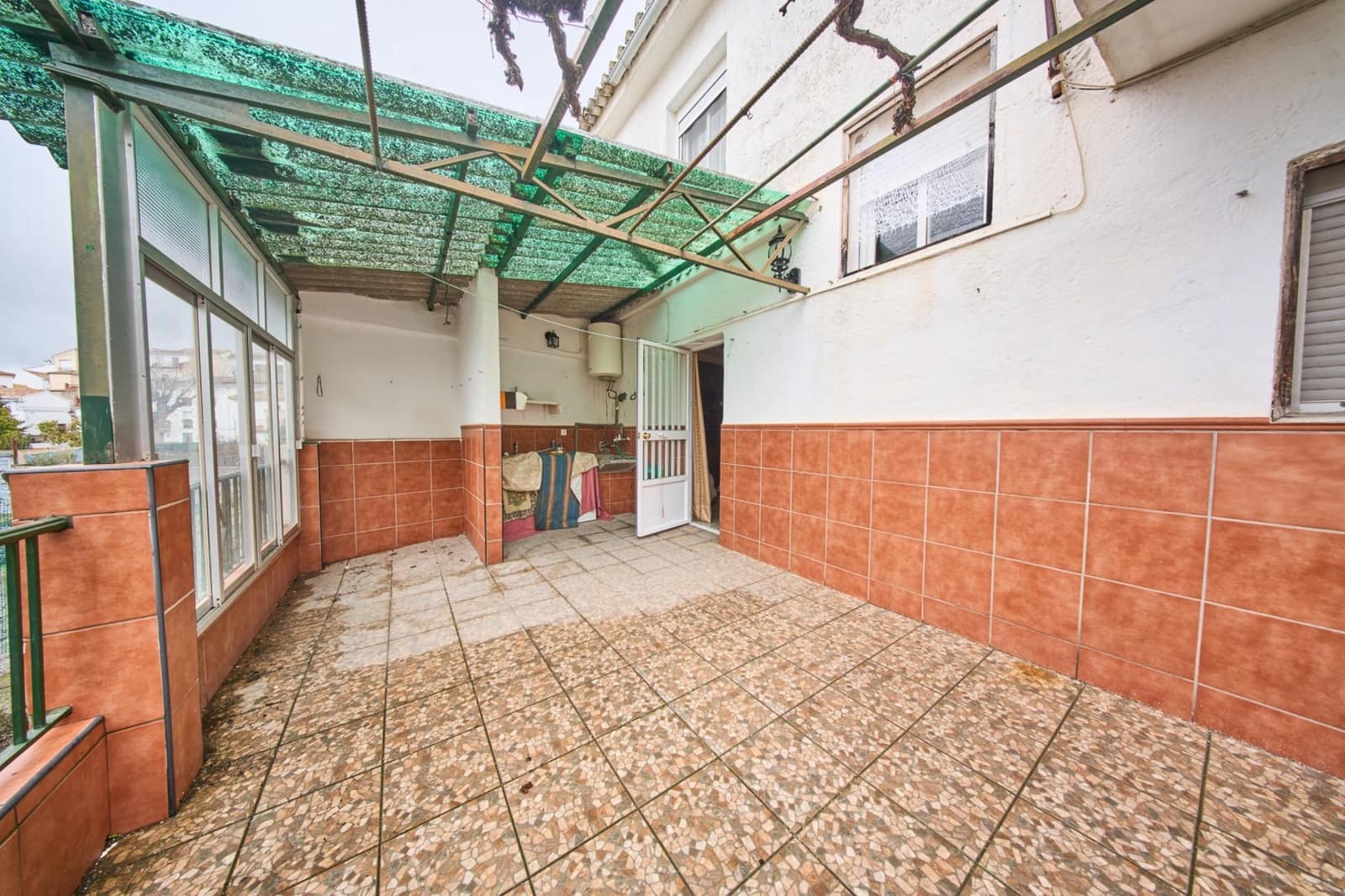 6 bedroom Townhouse for sale in Tozar - € 119,900 (Ref: 9586731)