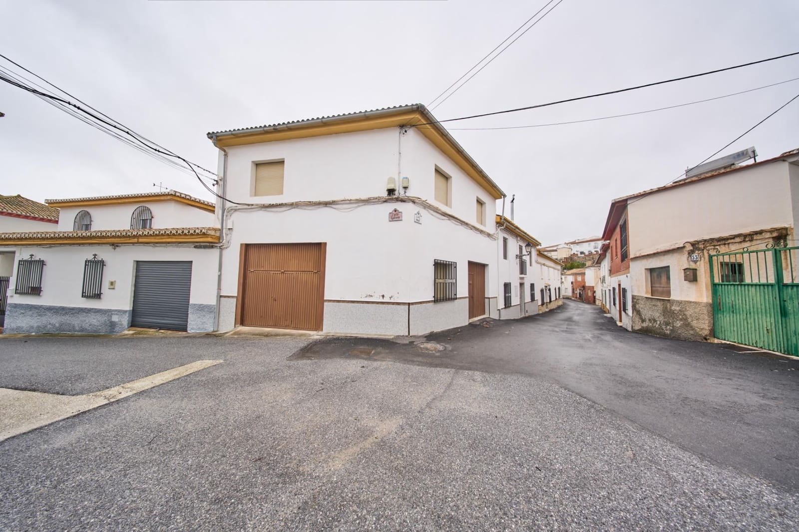 6 bedroom Townhouse for sale in Tozar - € 119,900 (Ref: 9586731)