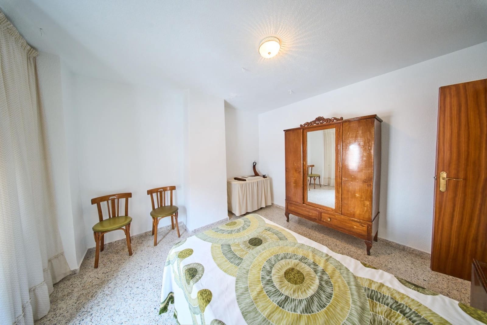 6 bedroom Townhouse for sale in Tozar - € 119,900 (Ref: 9586731)