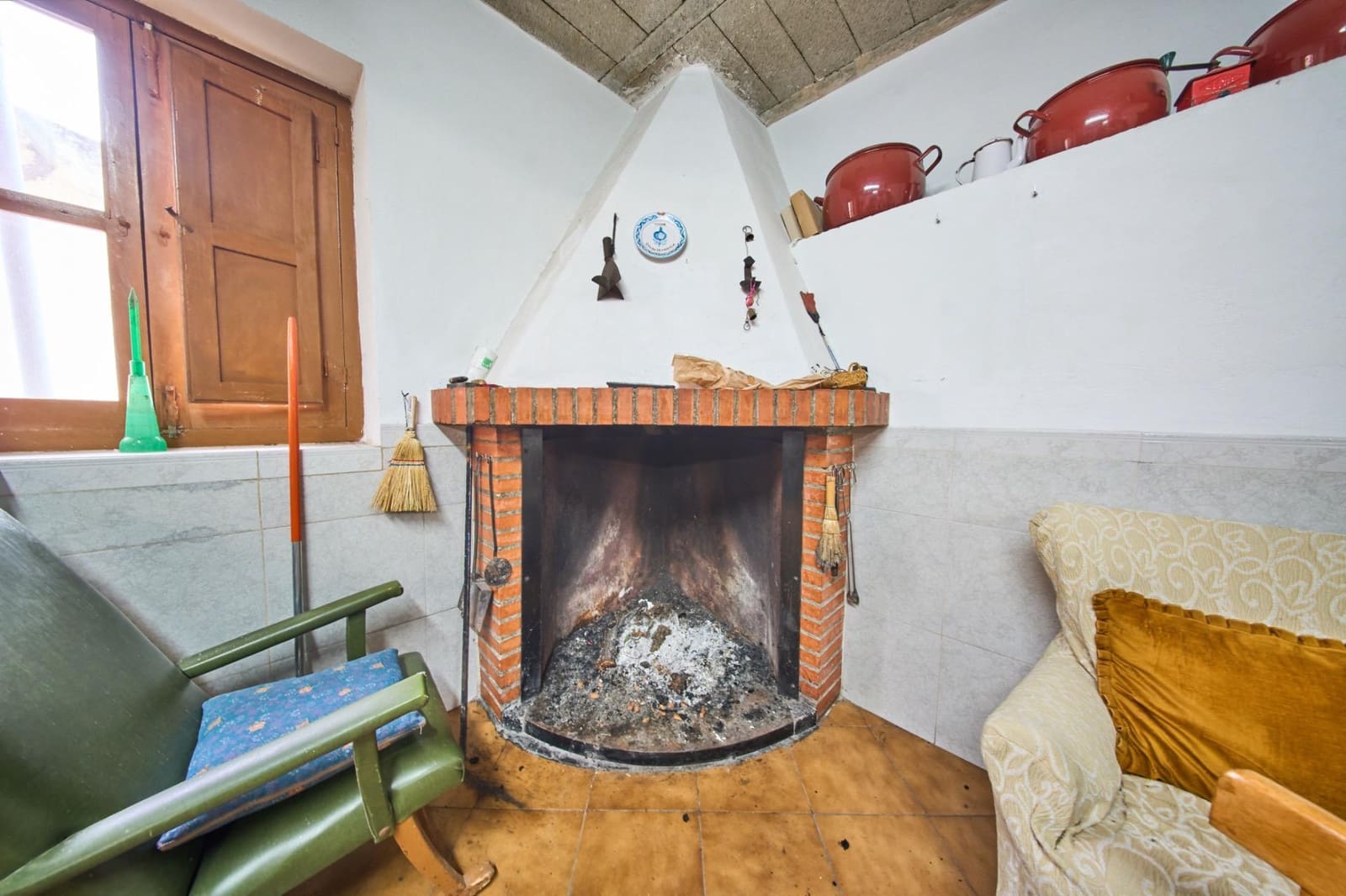 6 bedroom Townhouse for sale in Tozar - € 119,900 (Ref: 9586731)