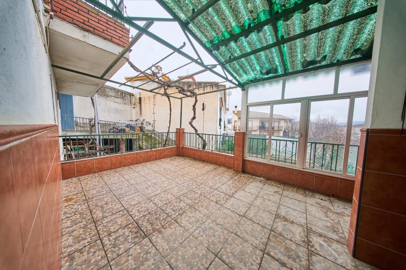 6 bedroom Townhouse for sale in Tozar - € 119,900 (Ref: 9586731)