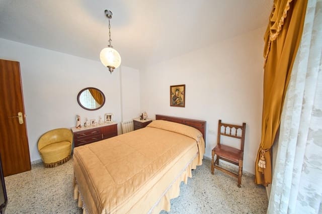 6 sypialnia Dom na sprzedaż w Tozar, Moclín - 119 900 € (Ref: 9586731)