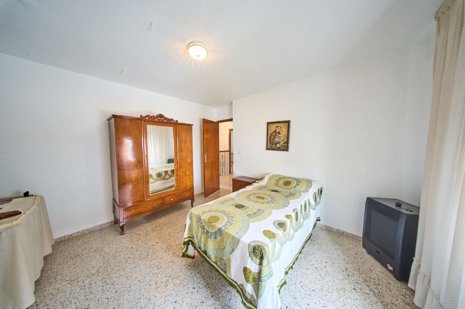 6 bedroom Townhouse for sale in Tozar - € 119,900 (Ref: 9586731)