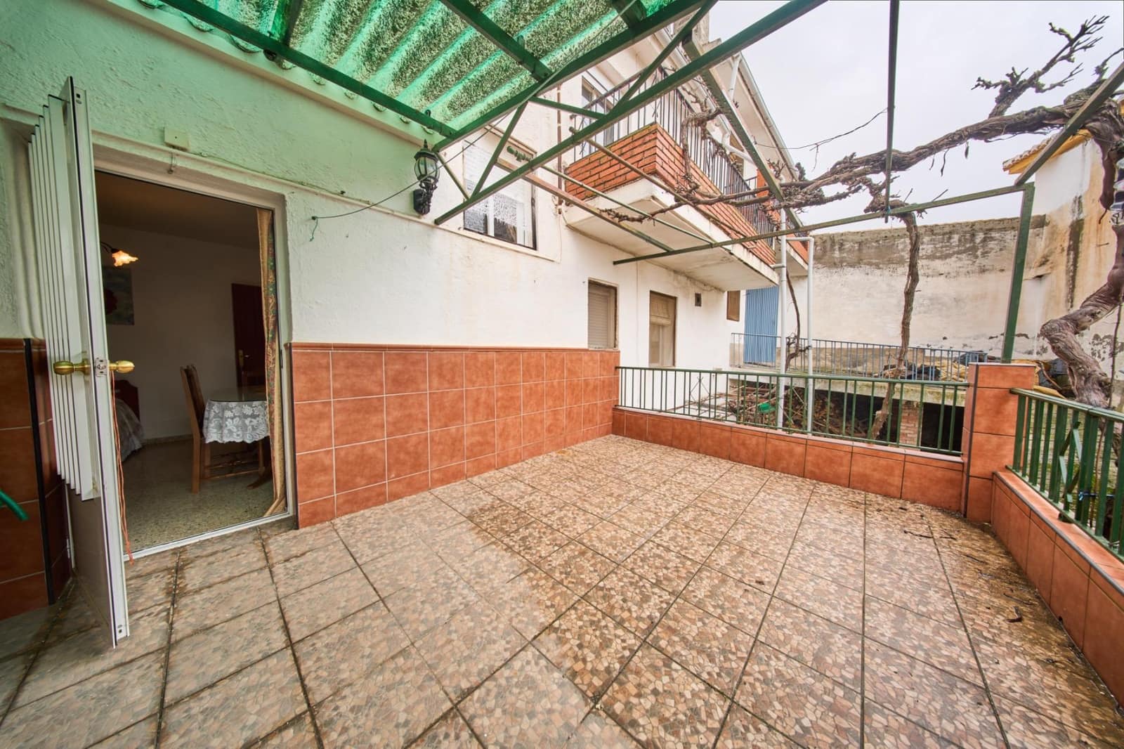 6 bedroom Townhouse for sale in Tozar - € 119,900 (Ref: 9586731)