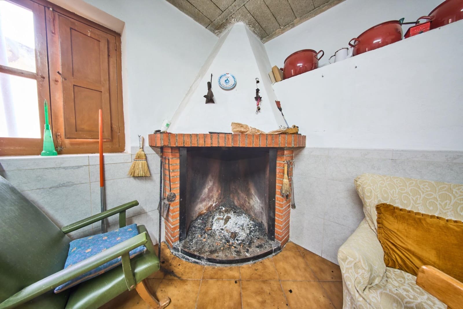 6 bedroom Townhouse for sale in Tozar - € 119,900 (Ref: 9586731)