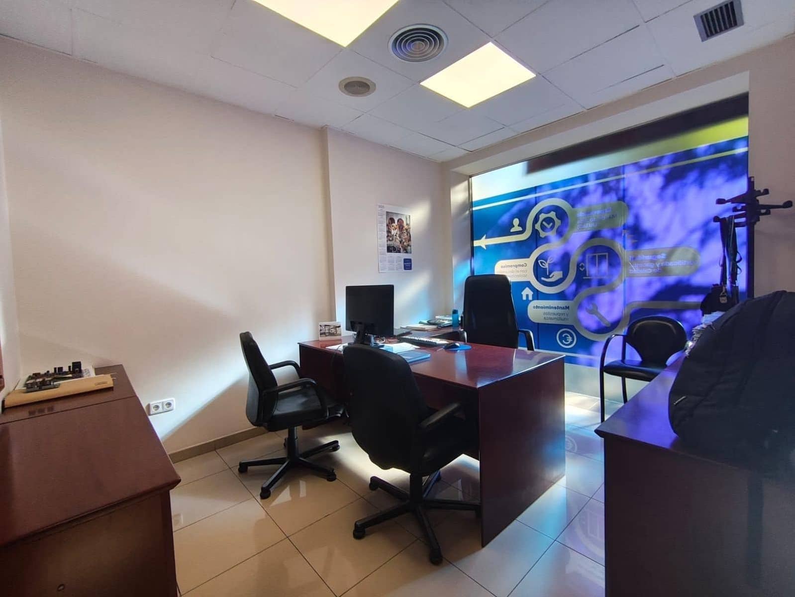 Komercyjne na sprzedaż w Miasto Grenada - 169 000 € (Ref: 9591539)