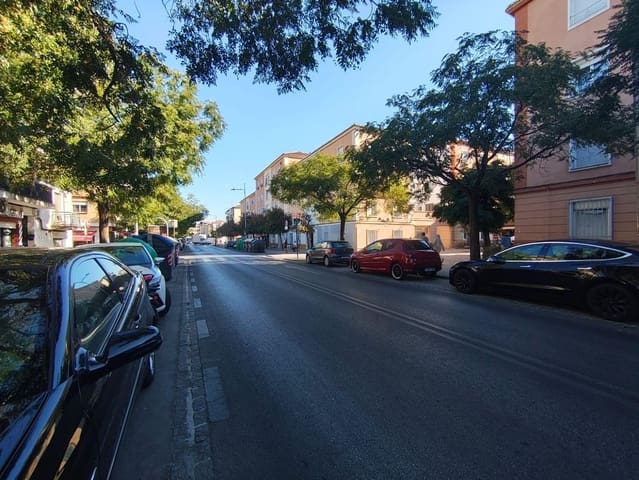 Komercyjne na sprzedaż w Zaidin, Miasto Grenada - 169 000 € (Ref: 9591539)