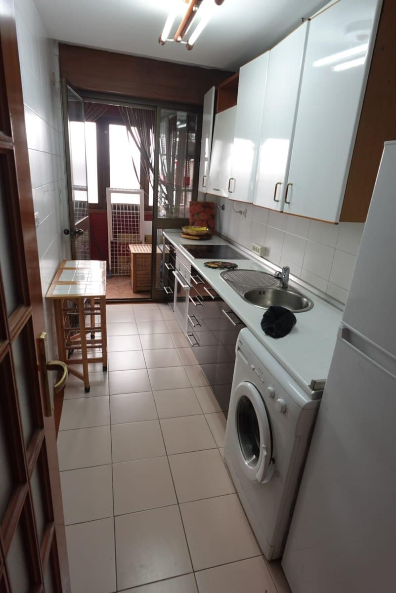 1 camera da letto Appartamento da affittare in Granada citta con garage - 800 € (Rif: 9596386)