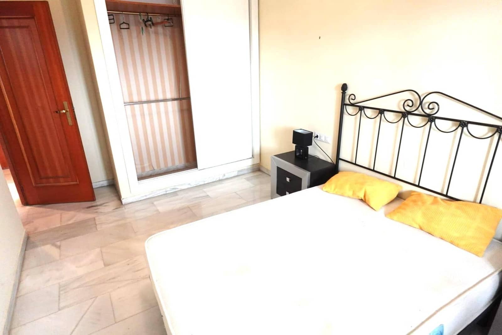 1 camera da letto Appartamento da affittare in Granada citta con garage - 800 € (Rif: 9596386)
