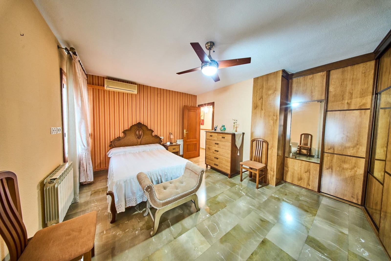 3 bedroom Terraced Villa for sale in Santa Fe with garage - € 295,000 (Ref: 9608237)