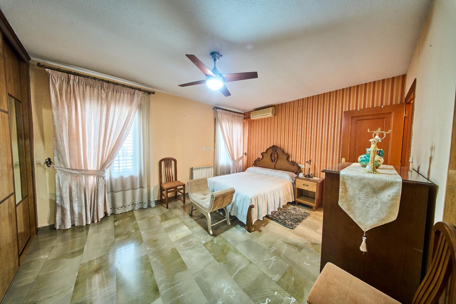 3 bedroom Terraced Villa for sale in Santa Fe with garage - € 285,000 (Ref: 9608237)