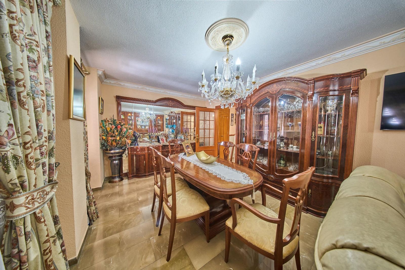 3 bedroom Terraced Villa for sale in Santa Fe with garage - € 285,000 (Ref: 9608237)