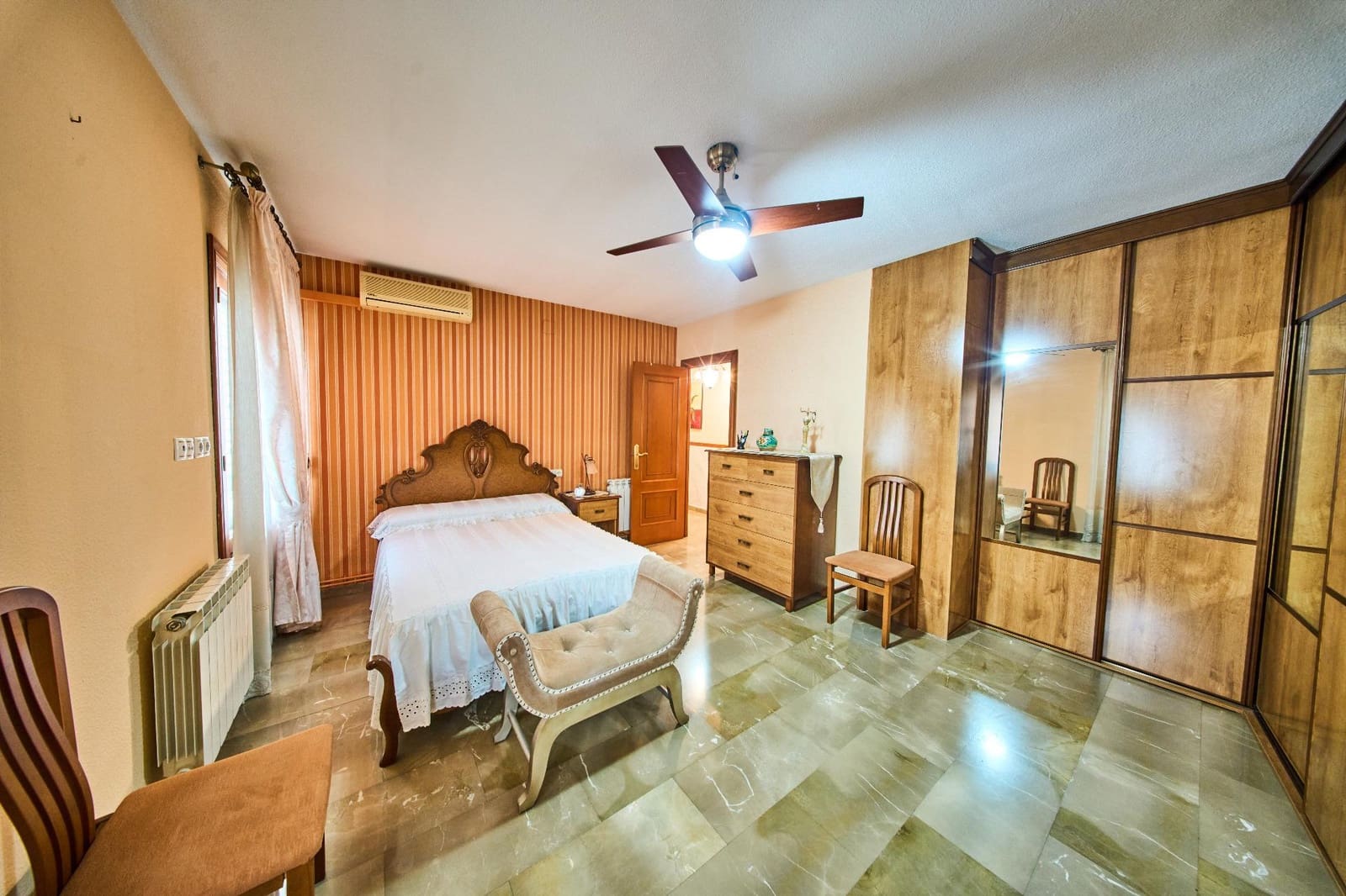 3 bedroom Terraced Villa for sale in Santa Fe with garage - € 285,000 (Ref: 9608237)