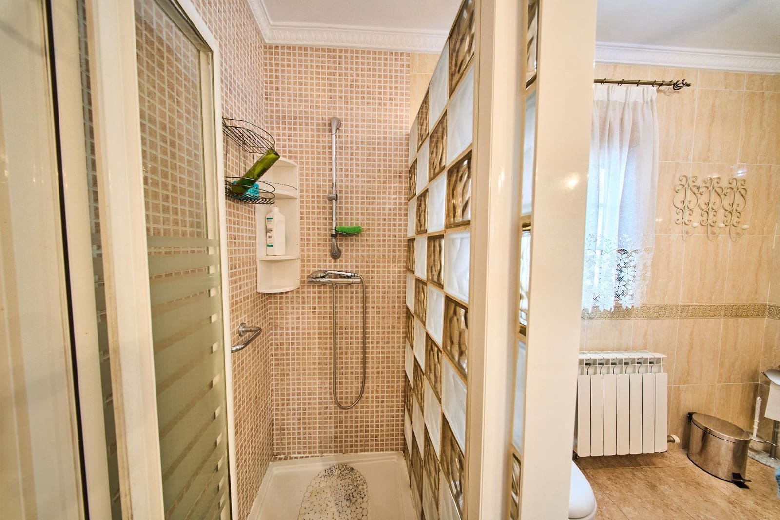3 bedroom Terraced Villa for sale in Santa Fe with garage - € 285,000 (Ref: 9608237)