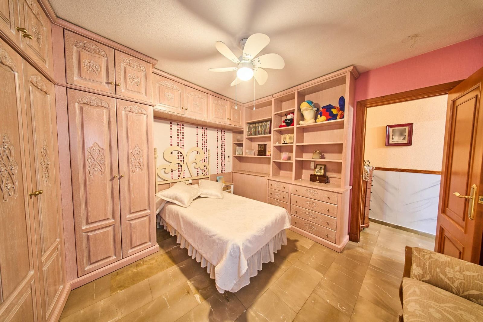 3 bedroom Terraced Villa for sale in Santa Fe with garage - € 285,000 (Ref: 9608237)