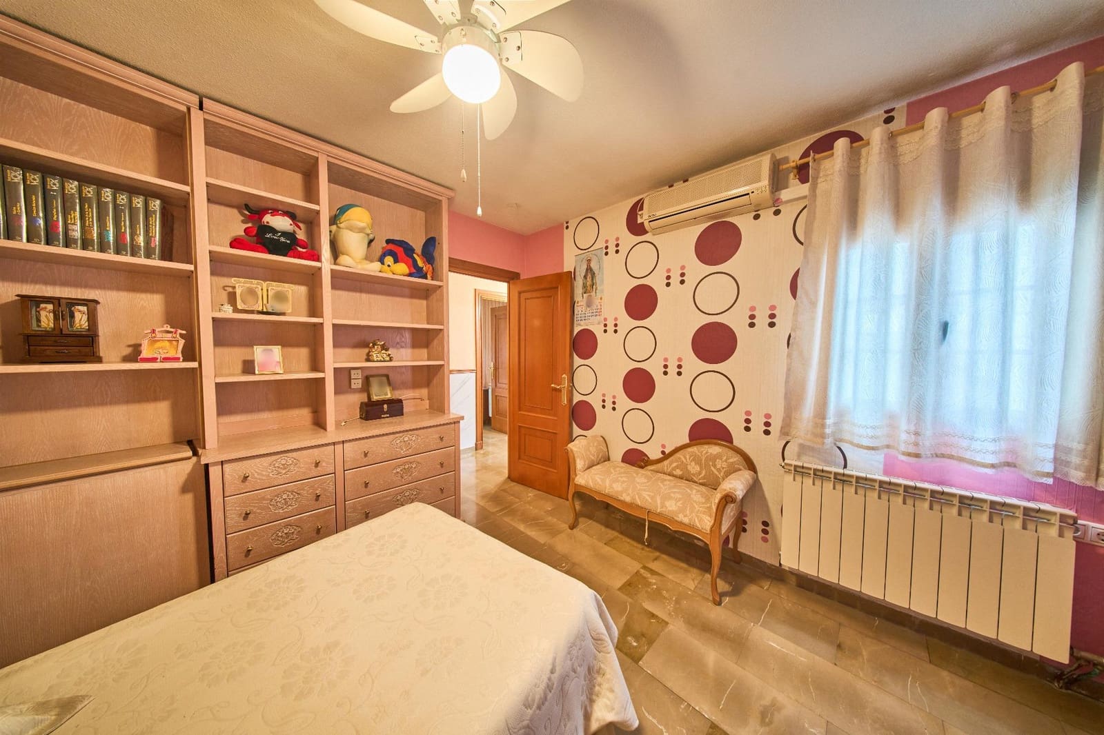 3 bedroom Terraced Villa for sale in Santa Fe with garage - € 285,000 (Ref: 9608237)
