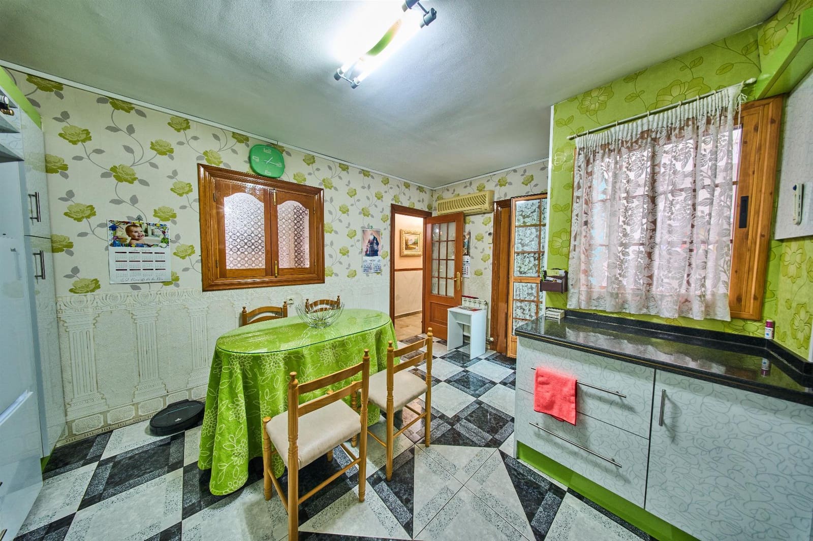 3 bedroom Terraced Villa for sale in Santa Fe with garage - € 285,000 (Ref: 9608237)