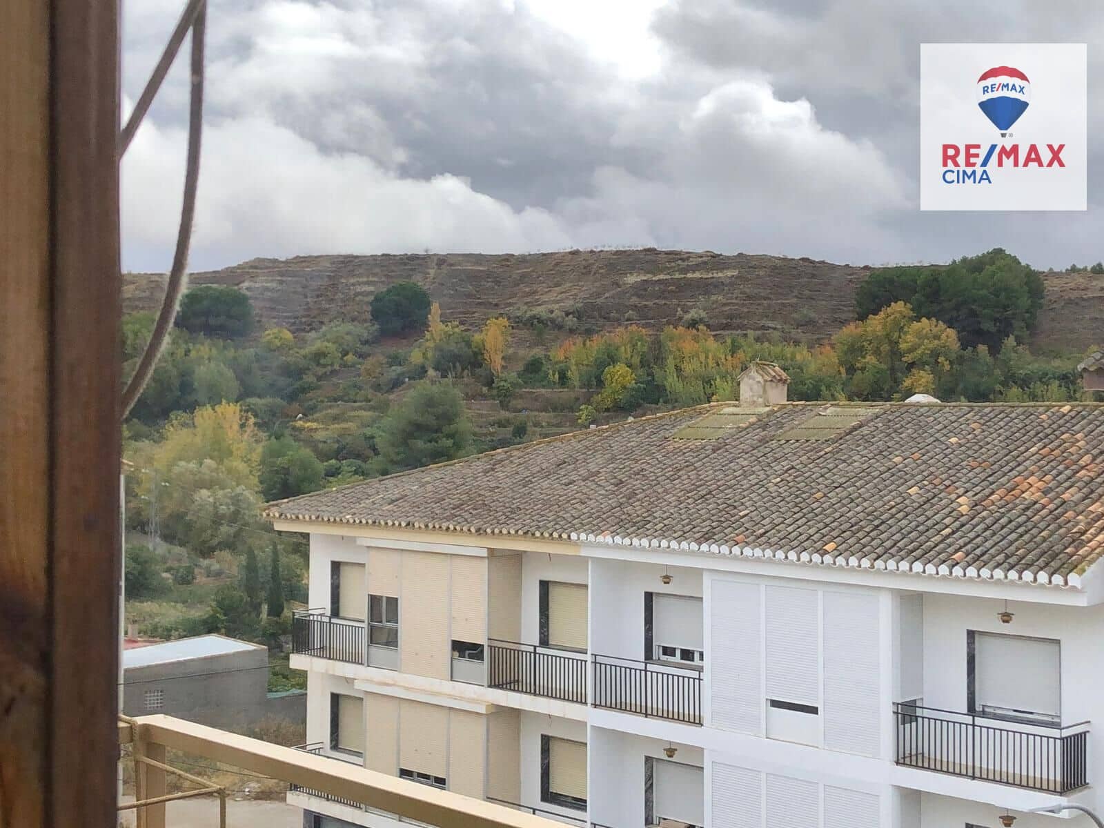 Piso de 4 habitaciones en Cúllar en venta - 45.000 € (Ref: 9608238)