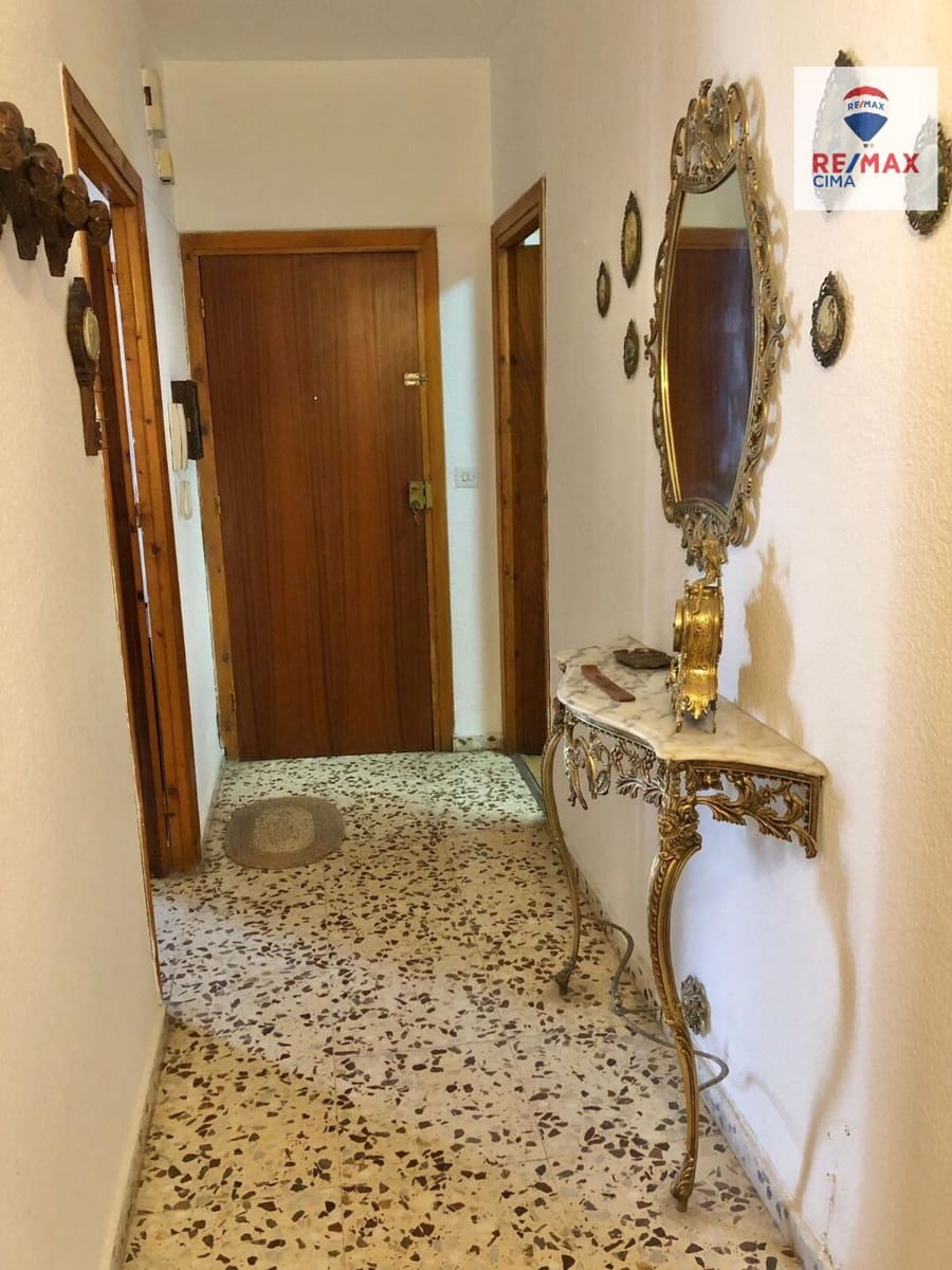 Piso de 4 habitaciones en Cúllar en venta - 45.000 € (Ref: 9608238)