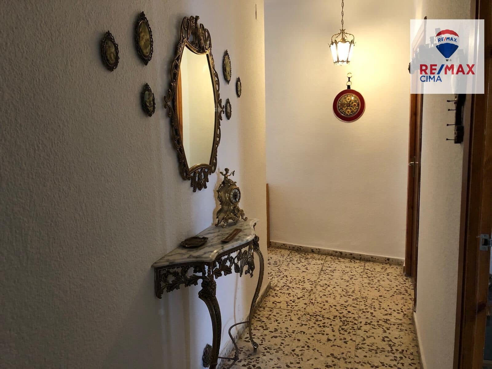 Piso de 4 habitaciones en Cúllar en venta - 45.000 € (Ref: 9608238)