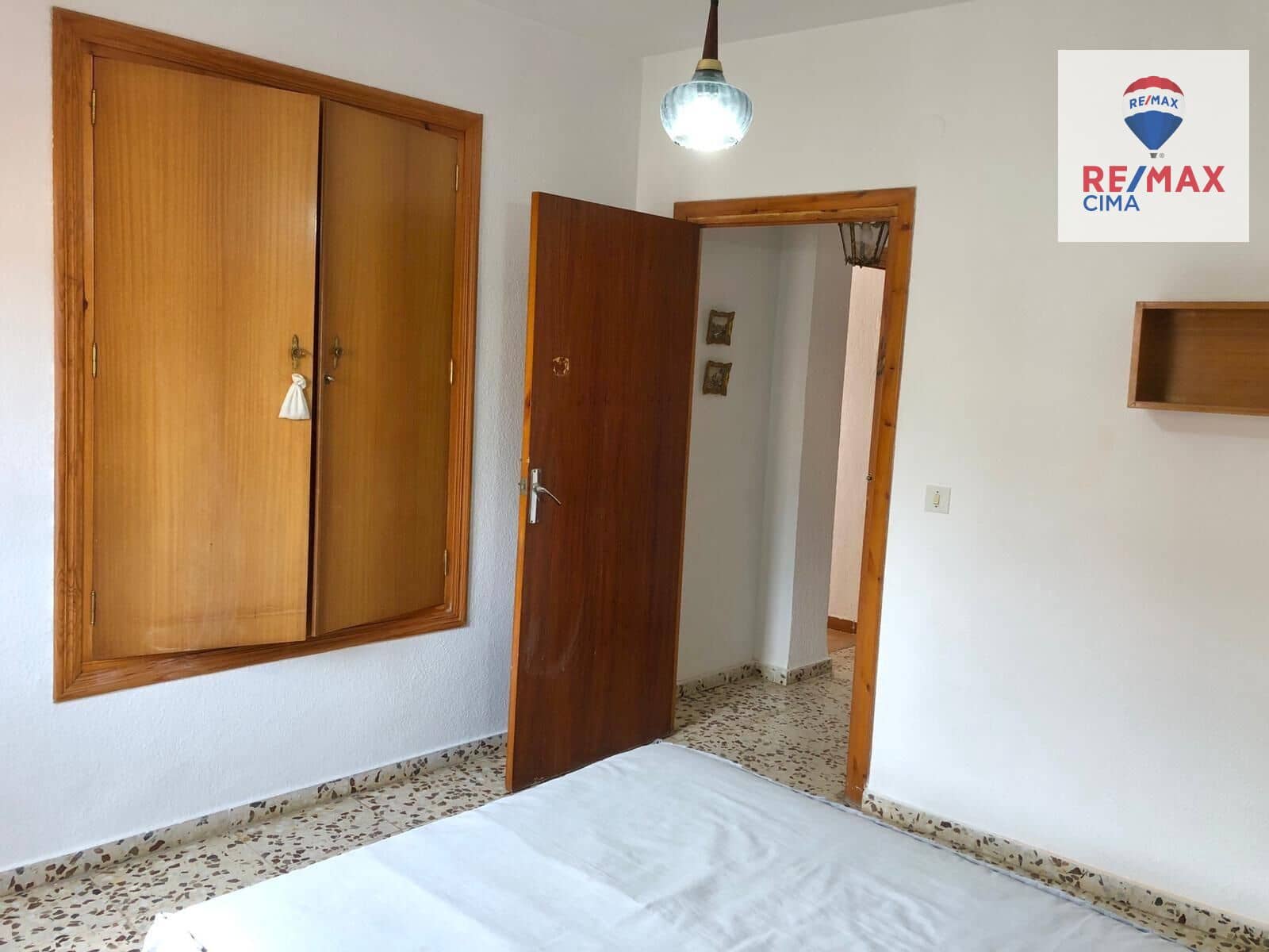 Piso de 4 habitaciones en Cúllar en venta - 45.000 € (Ref: 9608238)