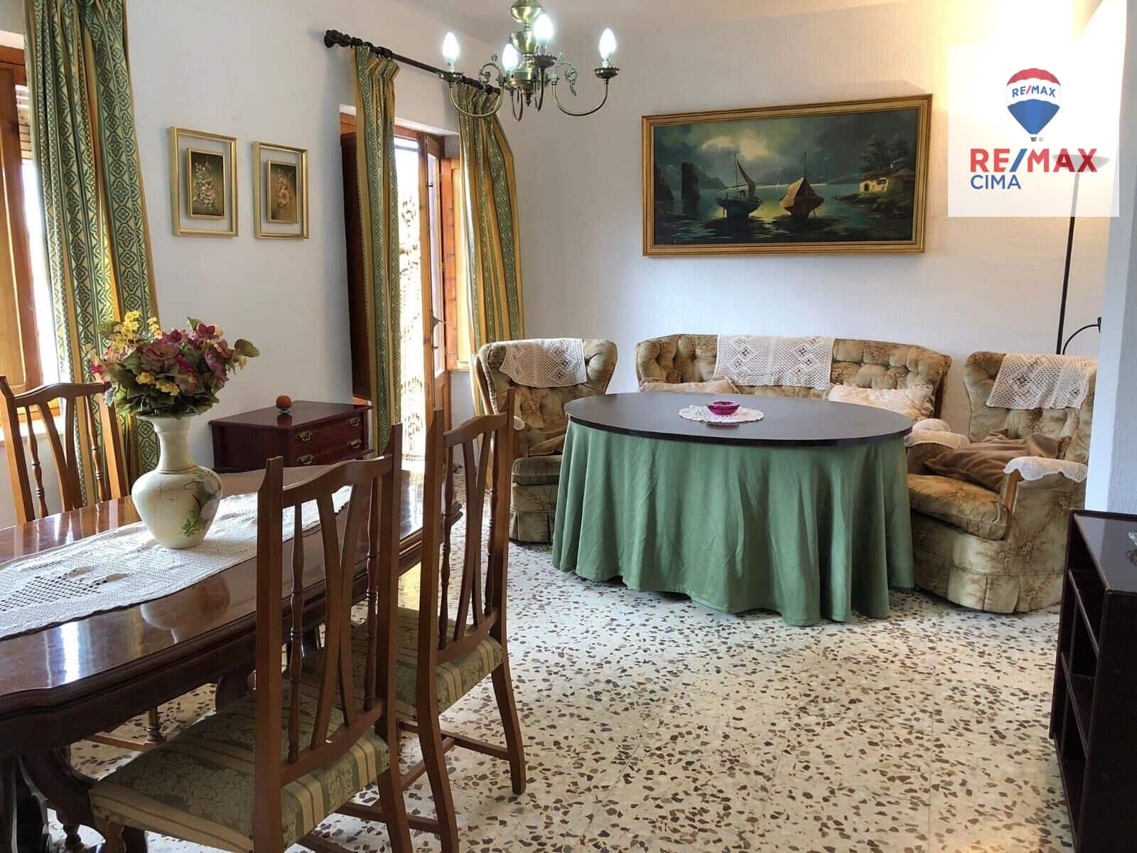 Piso de 4 habitaciones en Cúllar en venta - 45.000 € (Ref: 9608238)