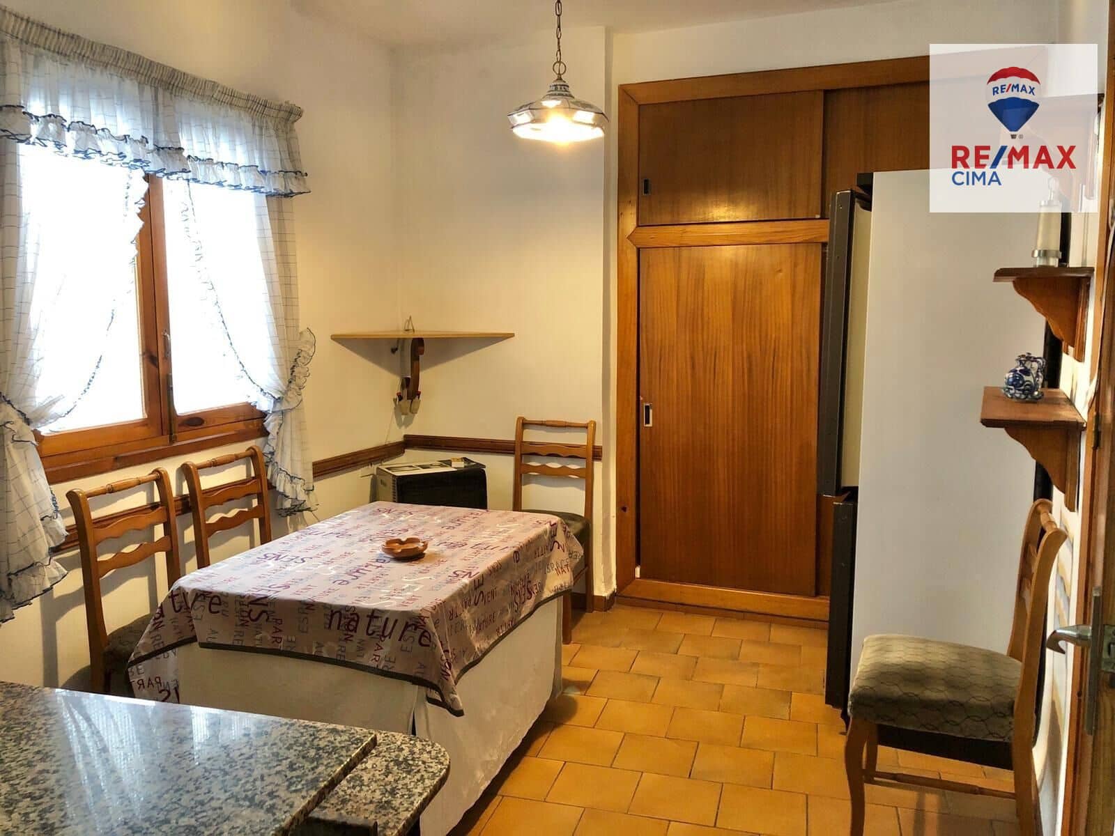 Piso de 4 habitaciones en Cúllar en venta - 45.000 € (Ref: 9608238)