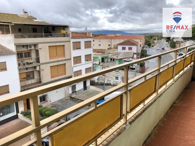 Piso de 4 habitaciones en Cúllar en venta - 45.000 € (Ref: 9608238)