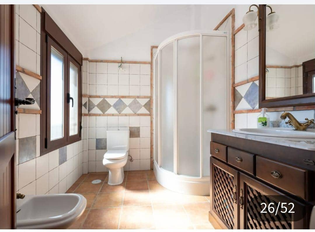 4 soverom Villa til salgs i Niguelas med svømmebasseng garasje - € 419 000 (Ref: 9608239)