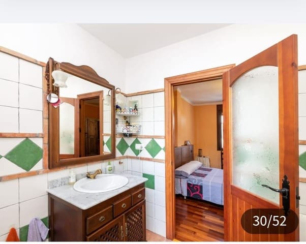 4 soverom Villa til salgs i Nigüelas med svømmebasseng garasje - € 419 000 (Ref: 9608239)