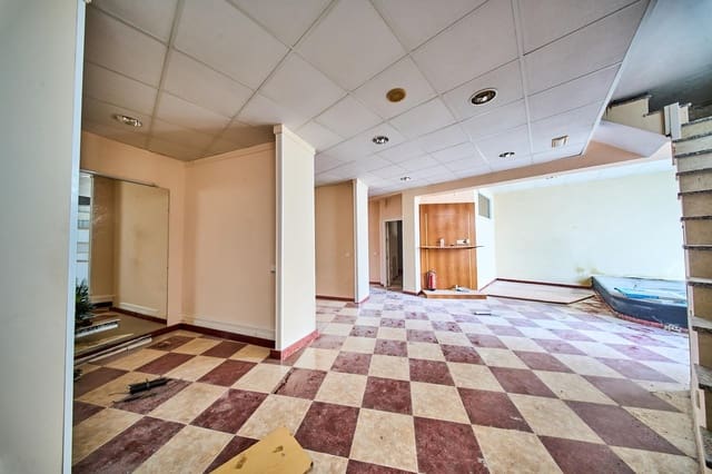 Erhverv til salg i Baza - € 49.000 (Ref: 9611416)