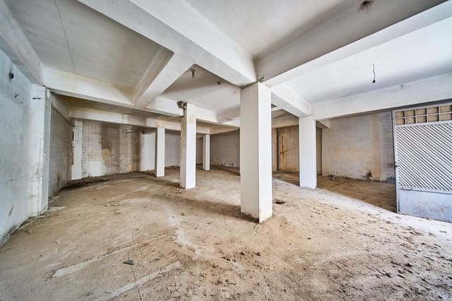 Commerciale in vendita in Baza - 59.000 € (Rif: 9611417)