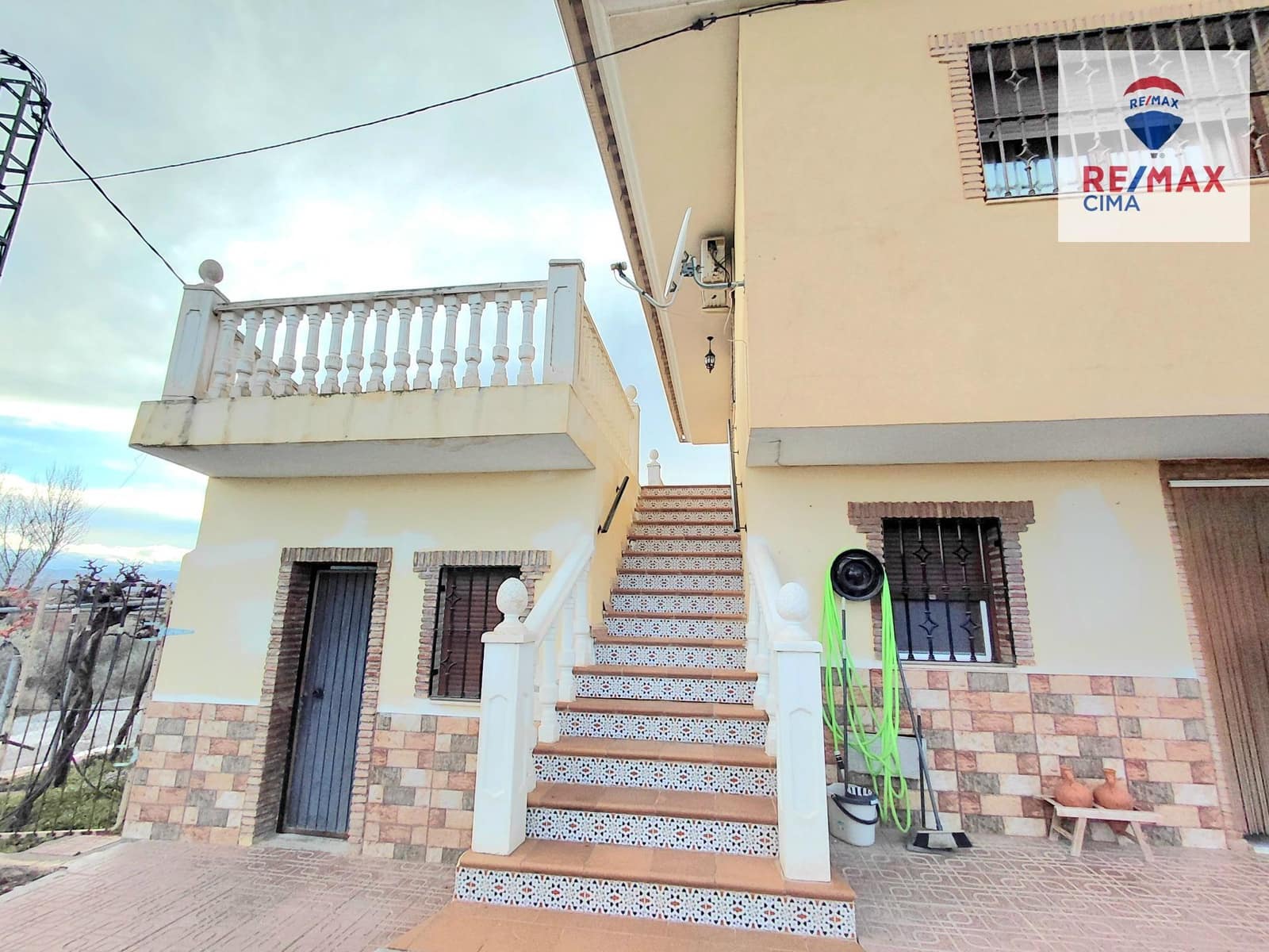 7 Zimmer Villa zu verkaufen in Benamaurel mit Garage - 230.000 € (Ref: 9616072)