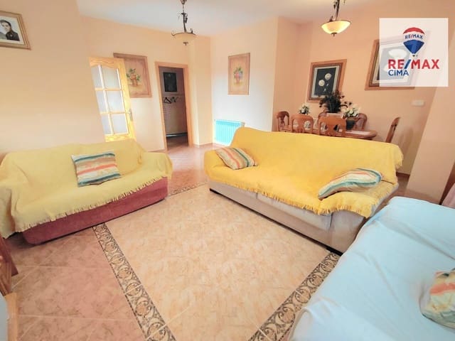 7 Zimmer Villa zu verkaufen in Benamaurel mit Garage - 230.000 € (Ref: 9616072)