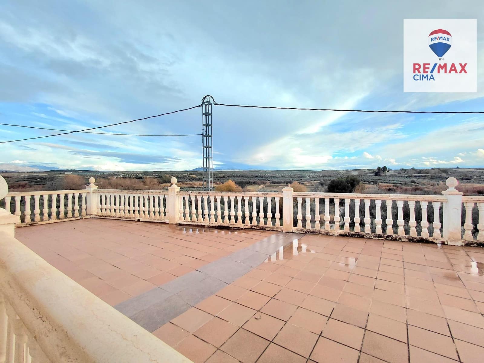 7 Zimmer Villa zu verkaufen in Benamaurel mit Garage - 230.000 € (Ref: 9616072)