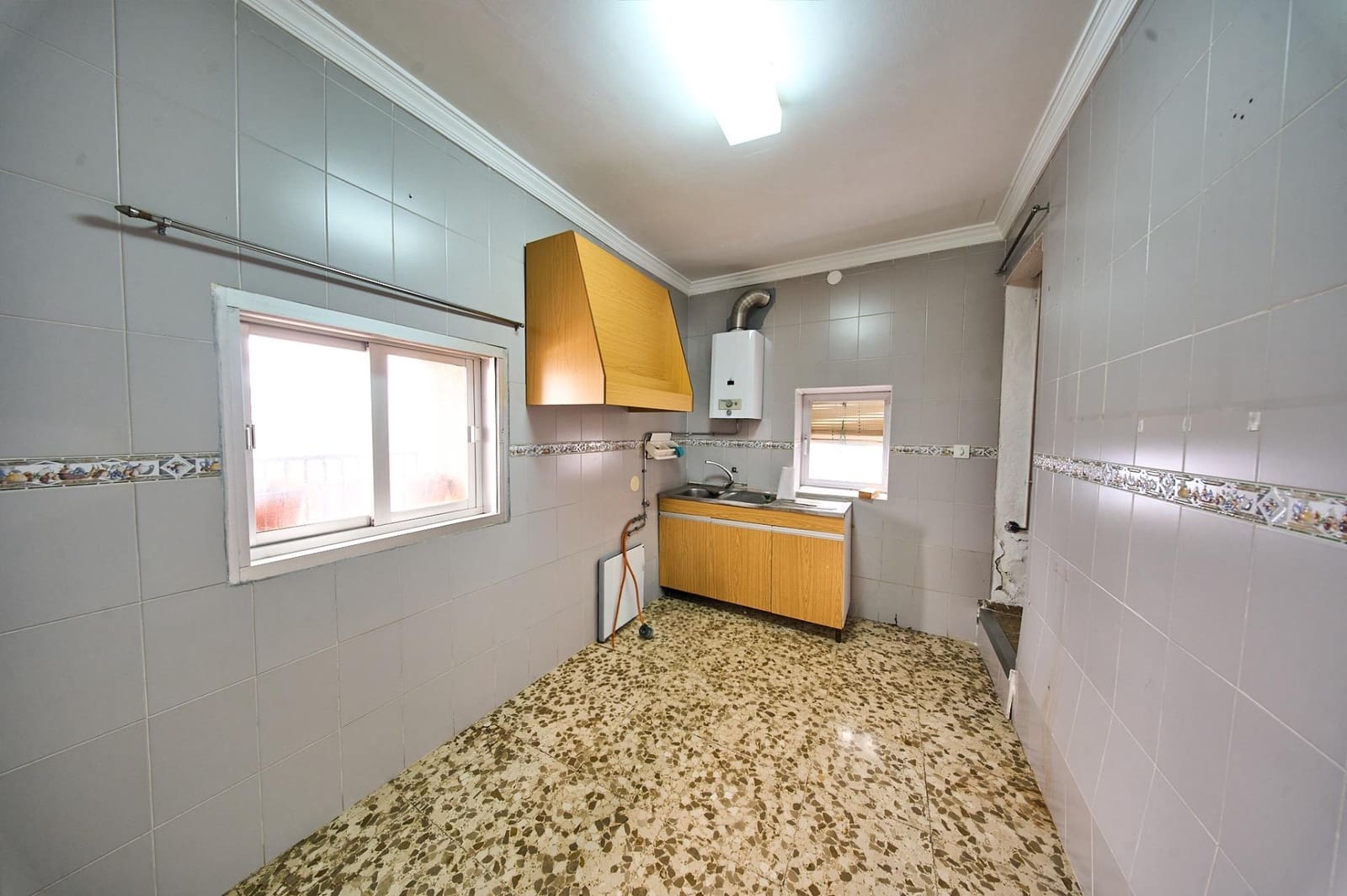 4 sypialnia Dom na sprzedaż w Quentar - 68 000 € (Ref: 9621831)