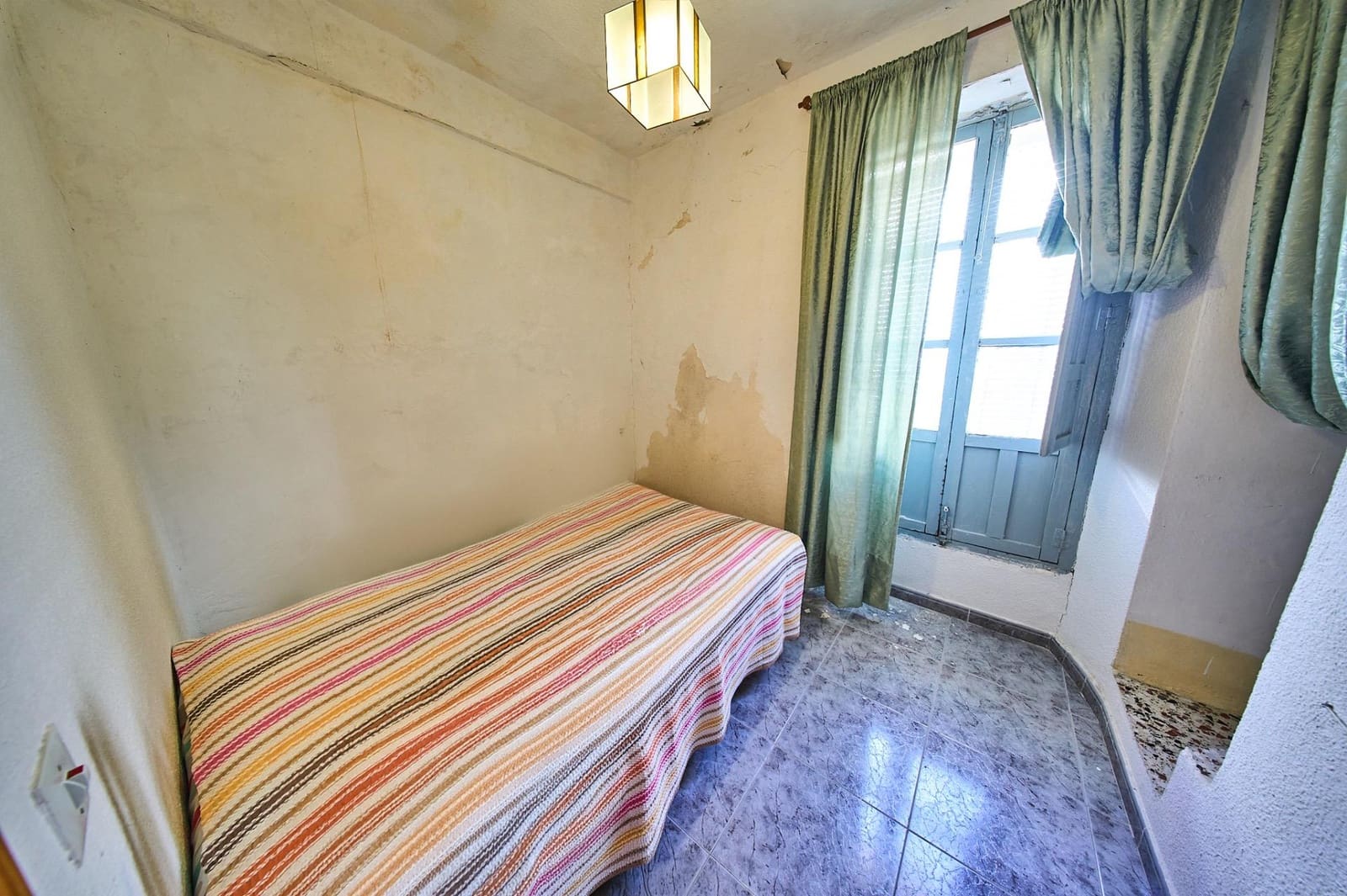 4 sypialnia Dom na sprzedaż w Quentar - 68 000 € (Ref: 9621831)