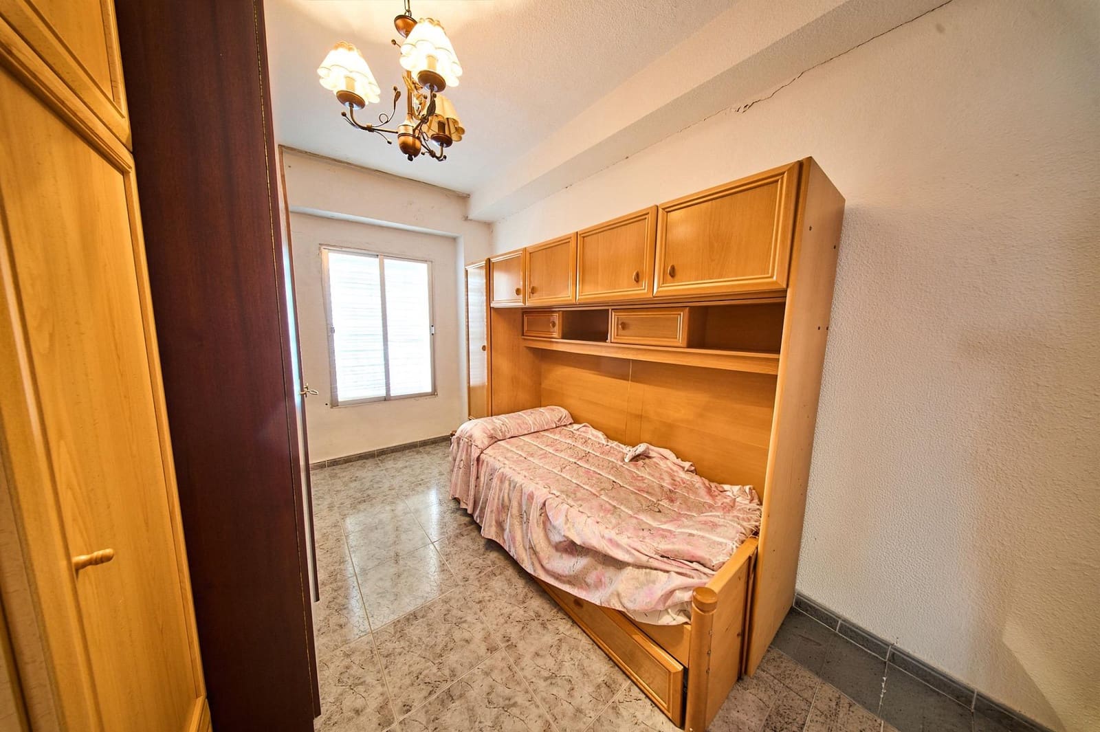 4 sypialnia Dom na sprzedaż w Quentar - 68 000 € (Ref: 9621831)
