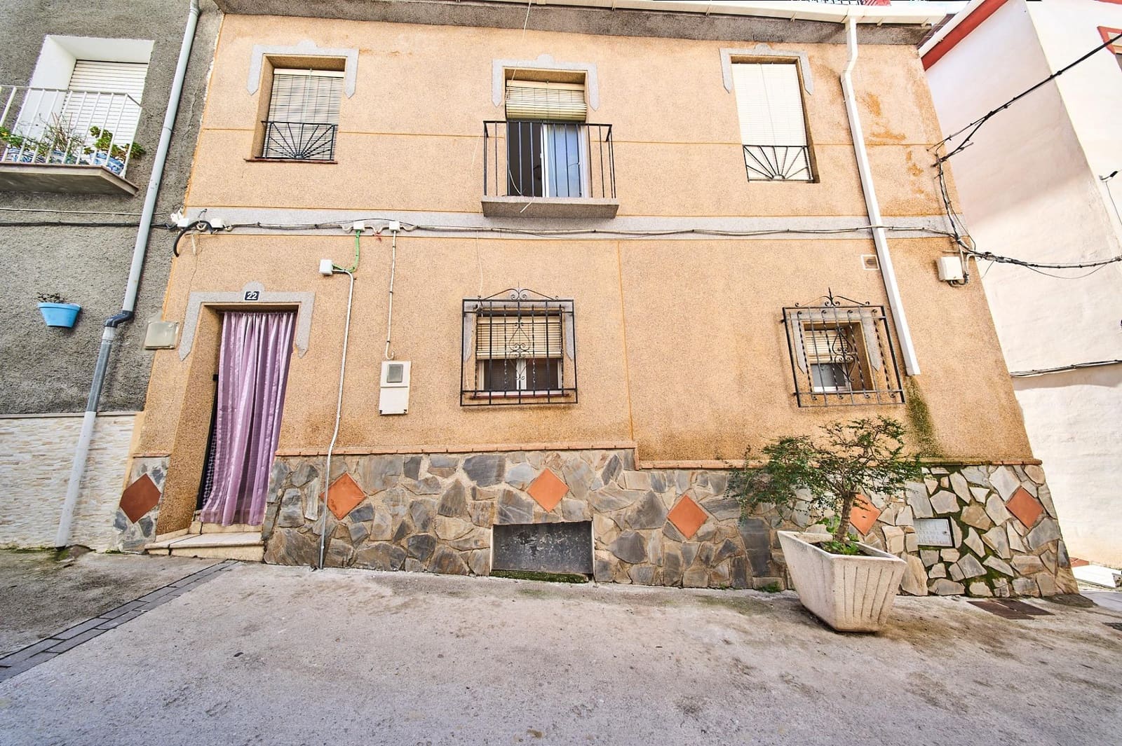 4 sypialnia Dom na sprzedaż w Quentar - 68 000 € (Ref: 9621831)