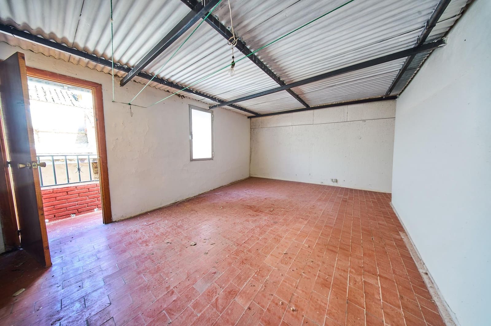 4 sypialnia Dom na sprzedaż w Quentar - 68 000 € (Ref: 9621831)