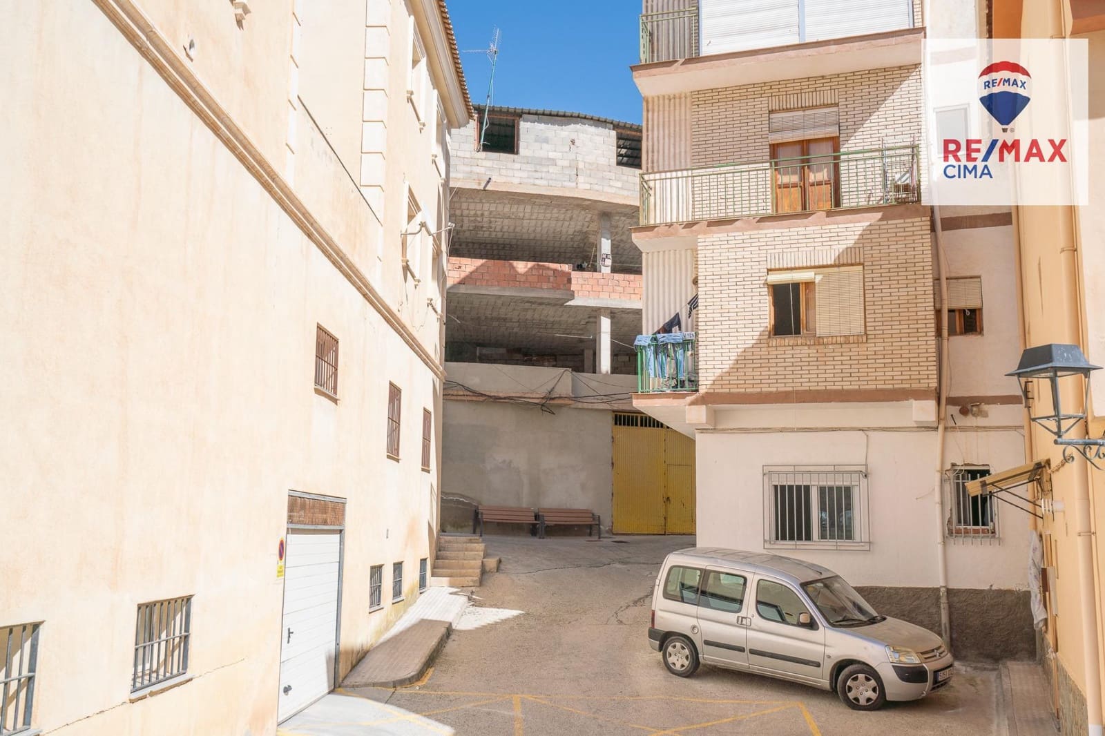 5 chambre Appartement à vendre à Zujar avec garage - 80 000 € (Ref: 9622421)