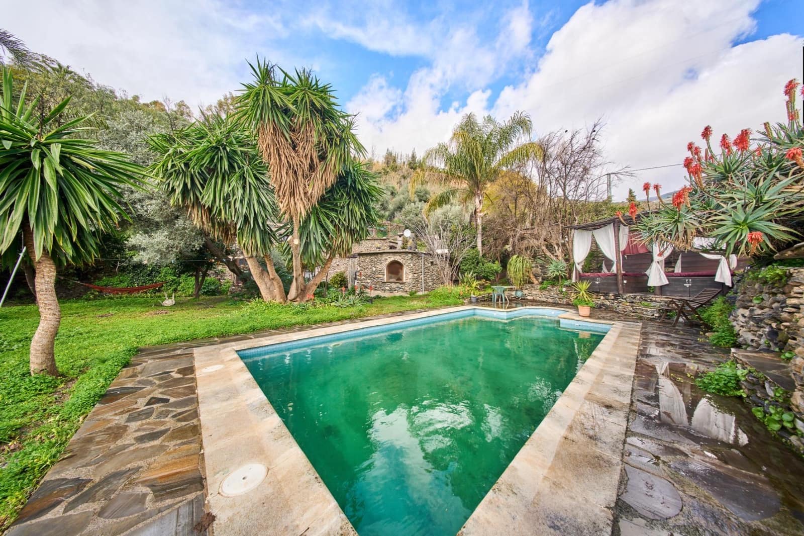 4 Zimmer Finca/Landgut zu verkaufen in Orgiva mit Pool - 275.000 € (Ref: 9627801)