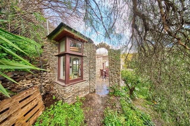 4 Zimmer Finca/Landgut zu verkaufen in Orgiva mit Pool - 275.000 € (Ref: 9627801)