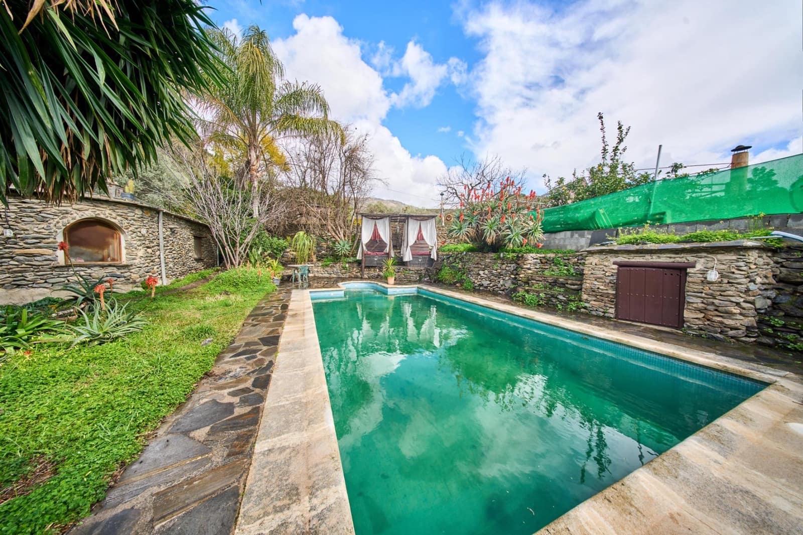 4 Zimmer Finca/Landgut zu verkaufen in Orgiva mit Pool - 275.000 € (Ref: 9627801)